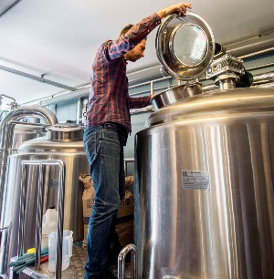 Brouw je eigen bier met brouwinstallaties in je horecazaak